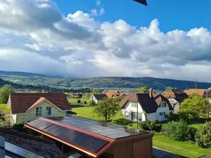 Attic Suite Mountain & Lake View - Enges