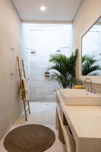 NEW 4 Bedroom Villa in Canggu Bali