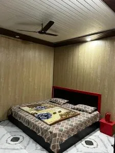 Hotel Devraj - Gaurikund