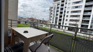 CORESI 3 CAMERE TOP CITY