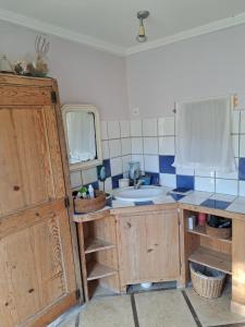 Maisons de vacances Grande et confortable maison familiale et sa source ! : photos des chambres