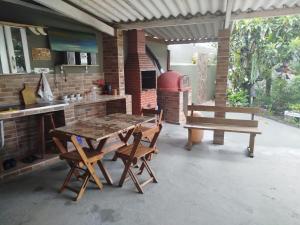 Casa Peruíbe, Praia e Centro