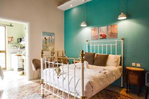 Triple Room with Garden View room in Maleth Inn