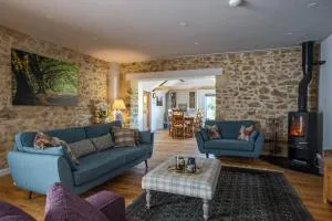 The Grange, newly converted barn in Dorset - Stoke Abbott