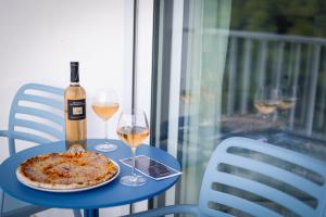 Superior Double or Twin Room with Sea View room in Hôtel Josse