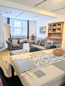 The Old Post Office - Central Helmsley with Parking