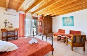 Deluca Stone House - Vátion