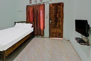 Hotel O Homestay Bang HajiNearLapangan Penujak ( Inen Gonggang)