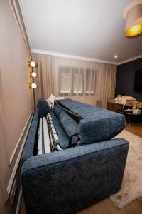 Modern Edge Apartment