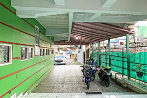 Hotel O Surya HotelNearTaman Anggrek Pkk Watansoppeng