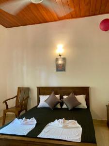 Costas Villa, Tropical Oasis, Sigiriya Room