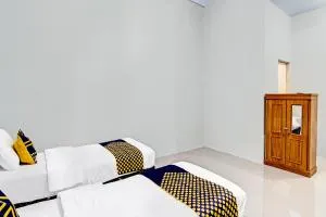 OYO 91847 Rumah Singgah Kinaya Syariah - Parit