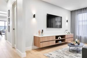 Sunbury Luxury - The Perfect Family Entertainer