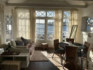 Charming Tynningo House with Sauna BBQ - Ramsö