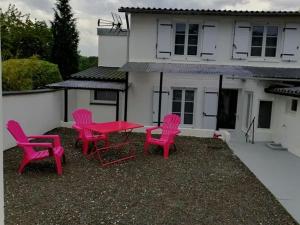 Maisons de vacances Maison villers sur mer 4 ou 6 PERSONNES, 2 CHAMBRES, PARKING GRATUIT, entre Deauville et Houlgate, RESERVATION UNIQUEMENT du samedi au samedi 7 nuits minimum CHEQUE de CAUTION DEMANDE, menage NON INCLUS, PETIT CHIEN ACCEPTE SAUF DANS LES CHAMBRES : Maison 2 Chambres