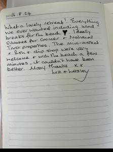 Rosys Retreat-Cosy Beach Chalet Escape in Bacton Norfolk