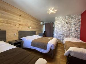 Hotels Hotel Des 4 Vents 