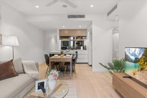 1 BR Apartment in Queens Wharf