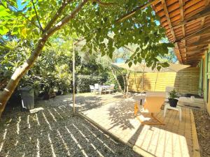Maisons de vacances Les Gites du Petit Mas : Maison 3 Chambres