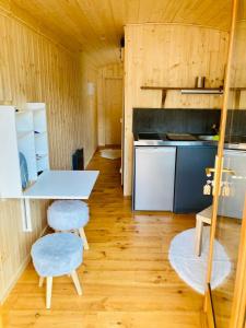 Roulotte atypique à lOcéan