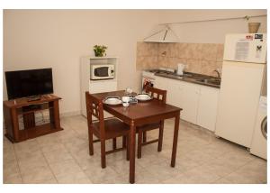 Hospedaje Los Macaes 2