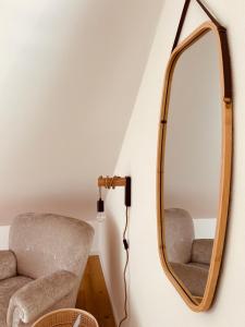 DachNest - Wundervolles neues Dachgeschoss Apartment für bis zu 4 Personen in Kirchentellinsfurt