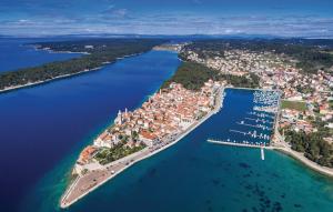 TERRACED HOUSES New 2025