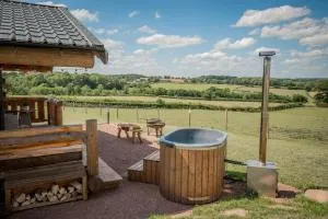 Chestnut - Tedstone Log Cabins - Clifton upon Teme