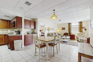 Galleon Bay Condominiums #207