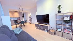 Väike-Tallinn apartment with free parking
