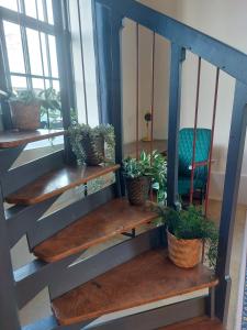 Converted factory loft apartment - Free parking with no height restrictions x 2