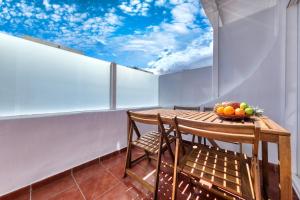 Puerto Rubi 4 - 100M to the Beach By Lanzarote Vacation Homes