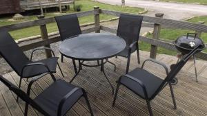 Hand built log cabin at Avonvale Holiday Lodges