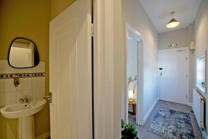 Imperial Barking Road Apartments