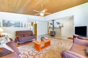 Mountain Paradise about 1 Mile to Pine Mountain Lake! - 格罗夫兰