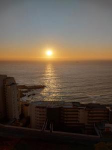 Depto En Reñaca con hermosa vista al mar, edificio Mirador del Mar