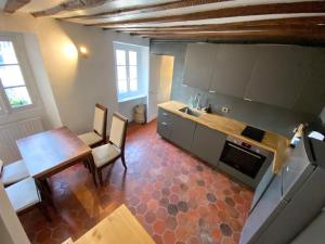 Center next to castle and park