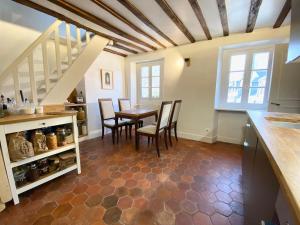 Center next to castle and park