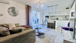 Oppidum Clim et Parking avec Terrasse de 30 m2 YourHostHelper