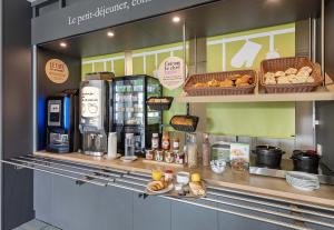 Hotels B&B HOTEL Rouen Saint-Etienne-du-Rouvray : photos des chambres