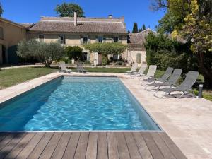 Villas Typique Mas provencal, parc et piscine chauffee : photos des chambres