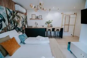 Maison de Luxe - Balástya