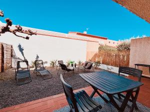 Appartements Appartement avec jardin privatif a 300m de la plage *2* : photos des chambres