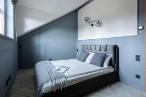 City Frame Apartment