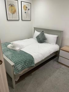 2 bedroom city centre apartment!