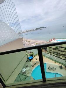 Edificio de Apartamentos Colón Miramar