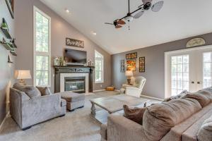 Spacious Family Home Near Lake of the Ozarks!