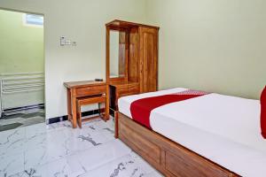 OYO Life 92043 Kost Barokah Syariah Madiun