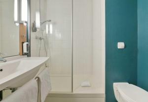 Hotels B&B HOTEL Le Mans Centre Cathedrale : photos des chambres