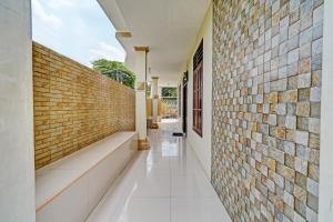 OYO 92062 Pondok Aurel Wahidin